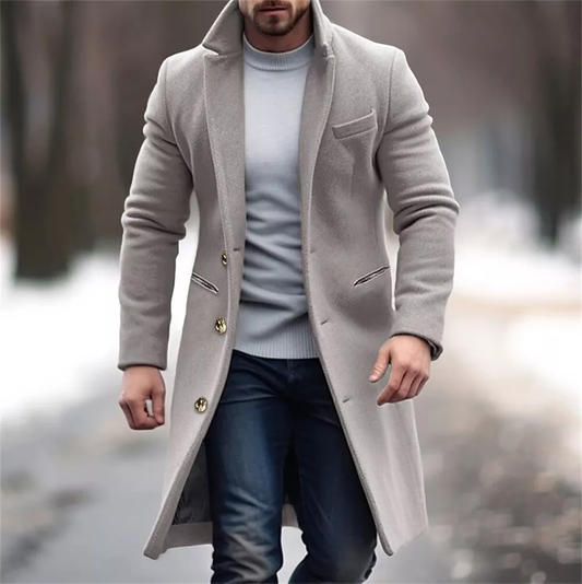 Manteau d'hiver élégant pour homme avec une coupe ajustée sophistiquée