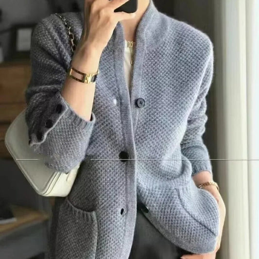 Cardigan élégant avec charme classique et col montant