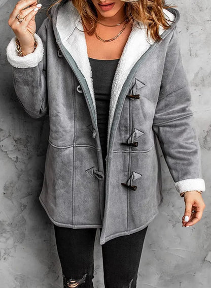 Manteau confortable pour femme avec une capuche profonde pour temps froid